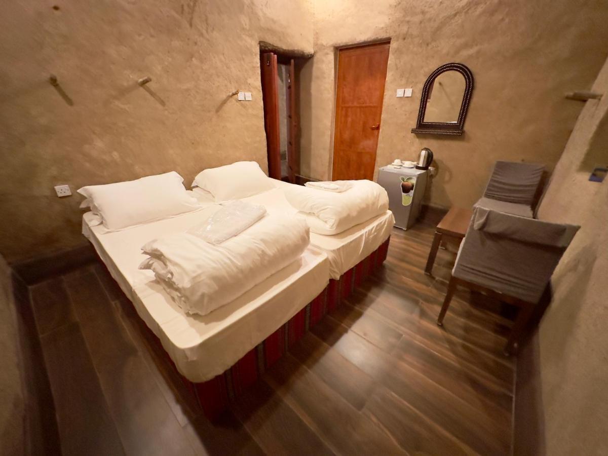 Al Hamra Heritage Inn Esterno foto